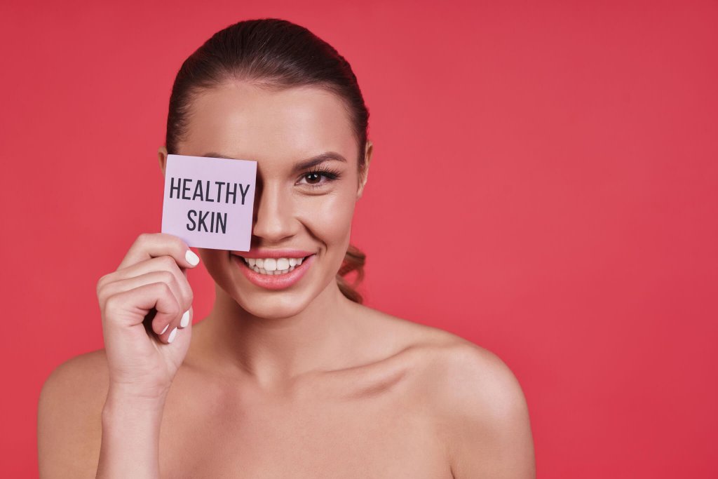 Step 1. Deep Cleanse Step 2. Detoxify Step 3. Hydrate Step 4. Plump Step 5. Massage Skinwave begins with pulses of electricity on your skin. These pulses open your pores so your skin can absorb the hydrogen molecules and customized nutrients applied during your treatment. The second step uses three hydrogen-based solutions that contain various antioxidants to revitalize your skin. Applied after the AHA, the hyaluronic acid solution helps reduce inflammation and locks in moisture to hydrate the skin leaving your skin feeling smooth, plumped, and moisturized. Last, you will receive a facial massage using contouring rollers. With massaging motions, the rollers will relax the facial muscles and assist with lymphatic drainage. The entire treatment takes 30 minutes or less. During your initial consultation, our esthetician Tiffany Smith will assess your specific skin needs, discuss your skin goals, and determine the nutrient solution needed along with the concentration of the solution perfect for you. Skinwave